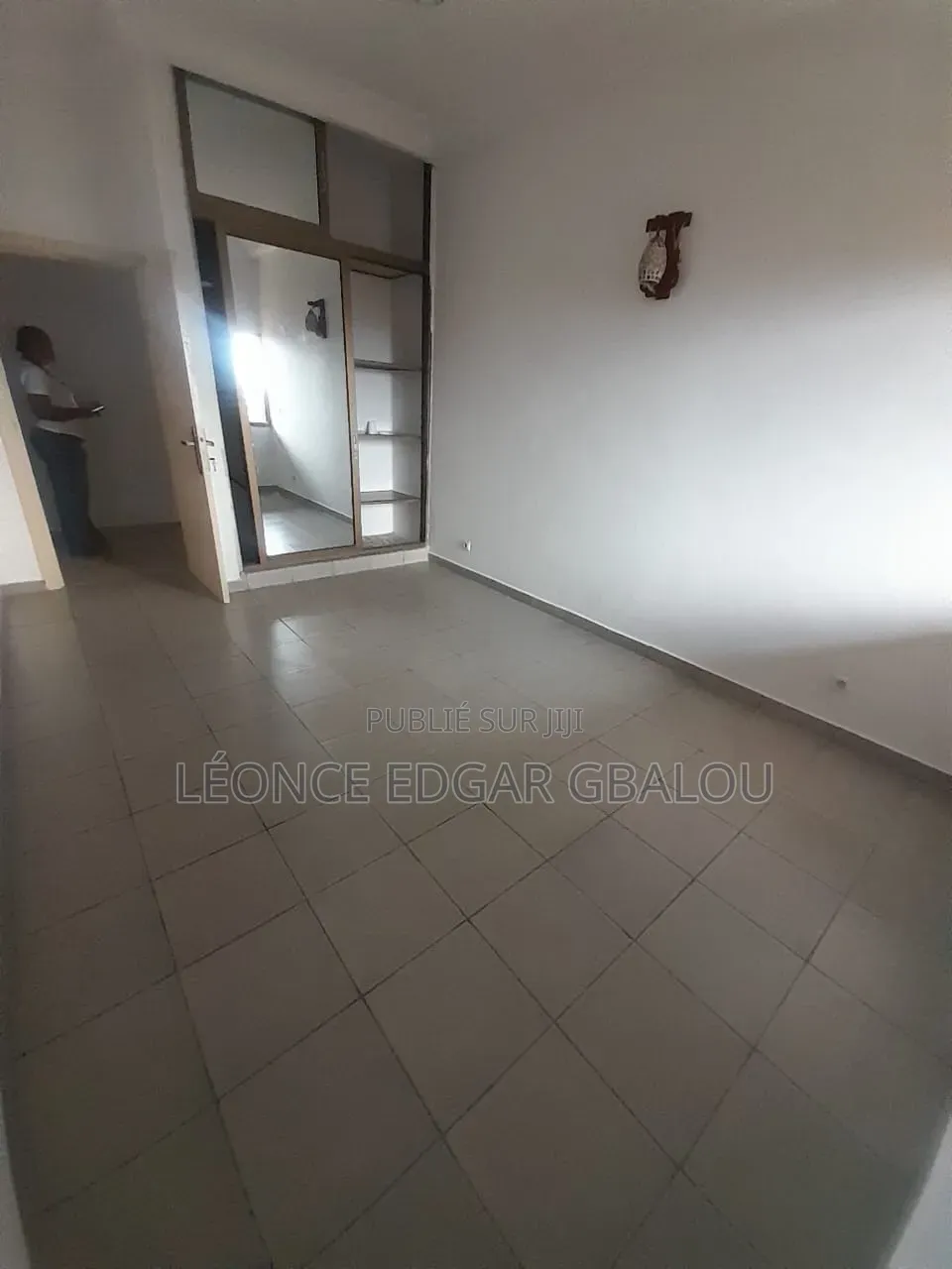 3chbre Appartement dans Léonce Edgar Gbalou, Deux Plateaux à Louer