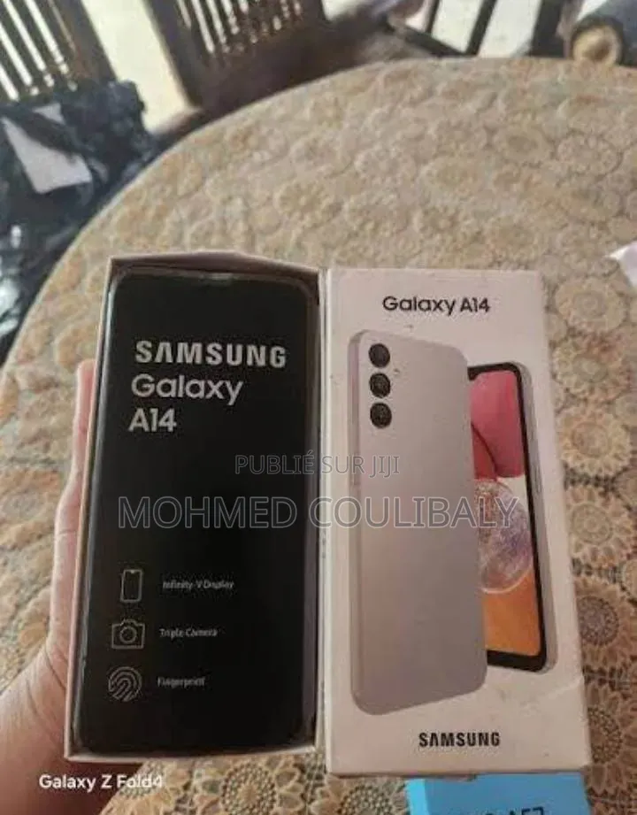 Nouveau Samsung Galaxy S10 128 GB Autre