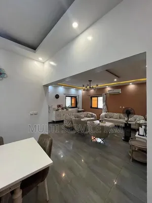 Meublé 8chbre Duplex dans Ismaël Coulibaly, Cocody à Vendre