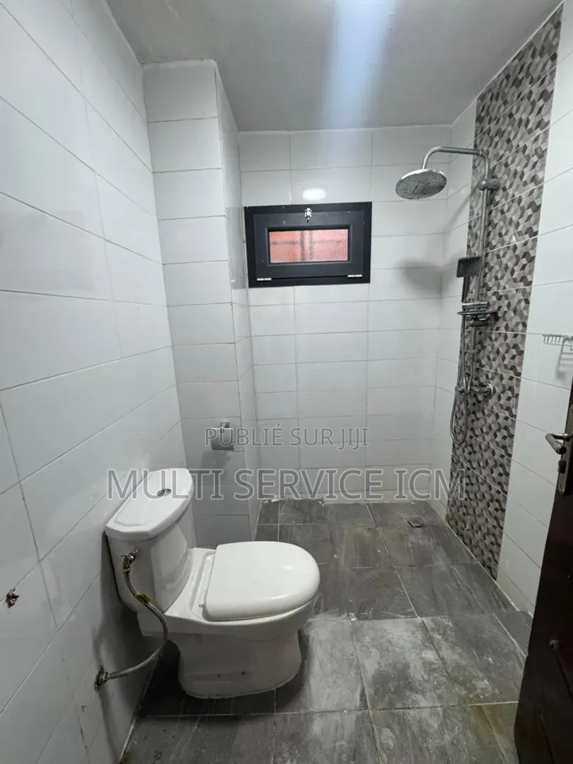 4chbre Duplex dans Ismaël Coulibaly, Cocody à Vendre