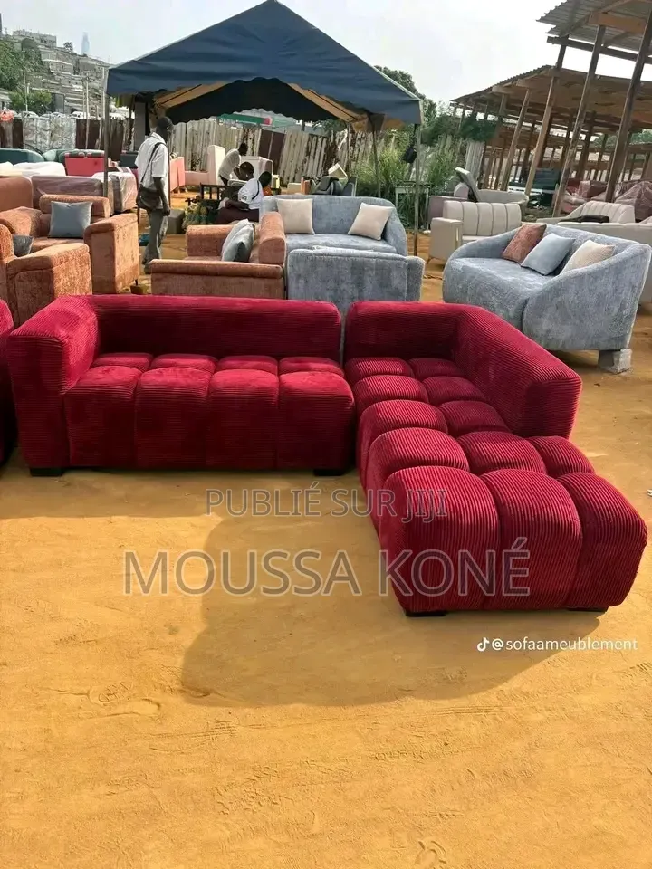 Meuble Disponible