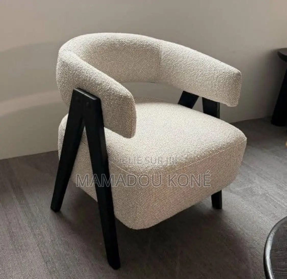 Les Fauteuils D’Une Place Importer Disponible