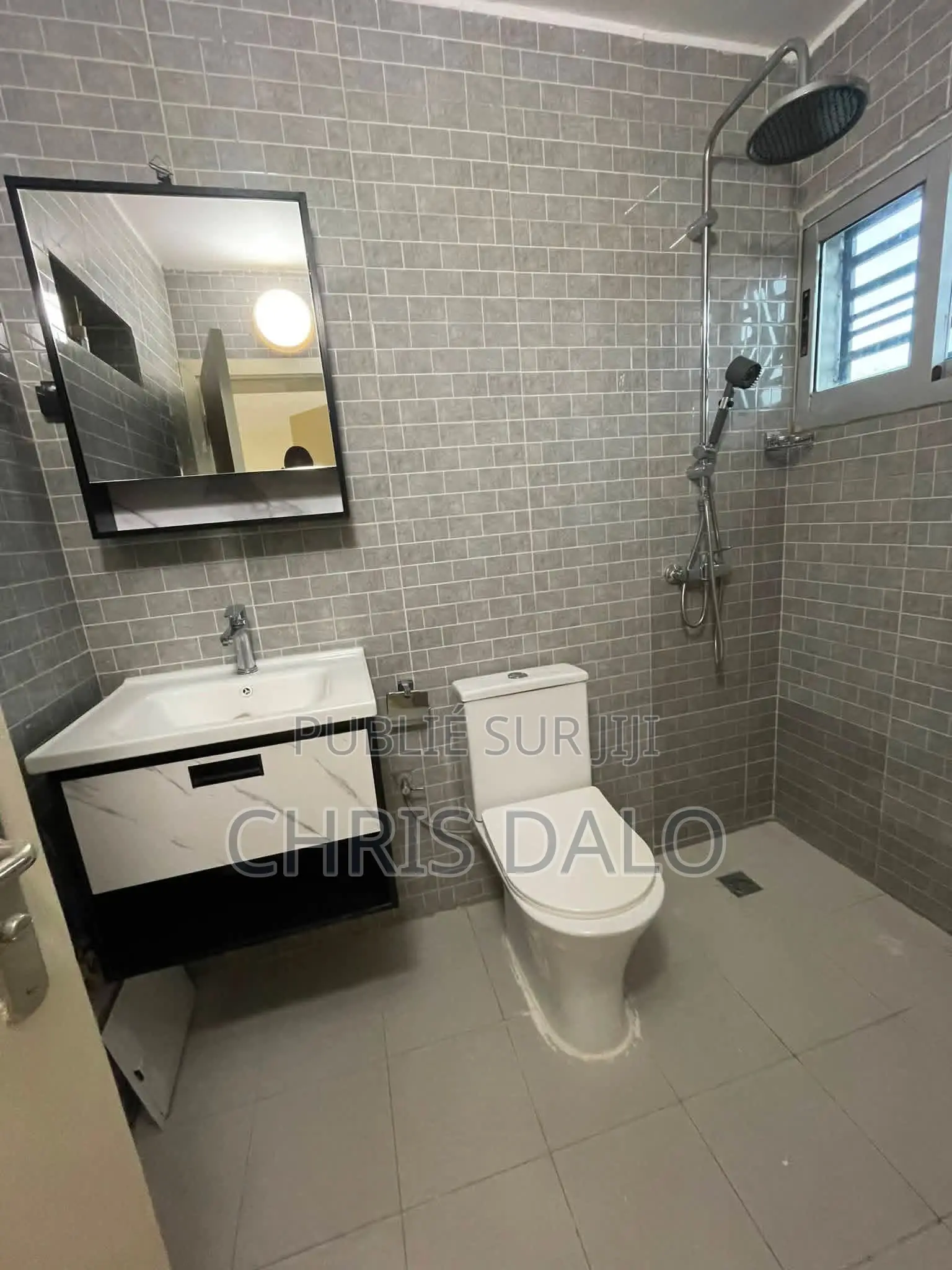 3chbre Appartement dans Destinée, Cocody à Louer