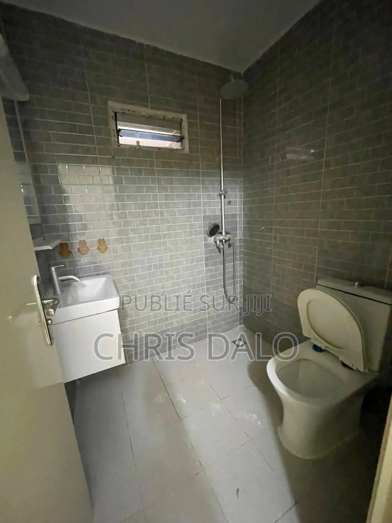 3chbre Appartement dans Destinée, Cocody à Louer