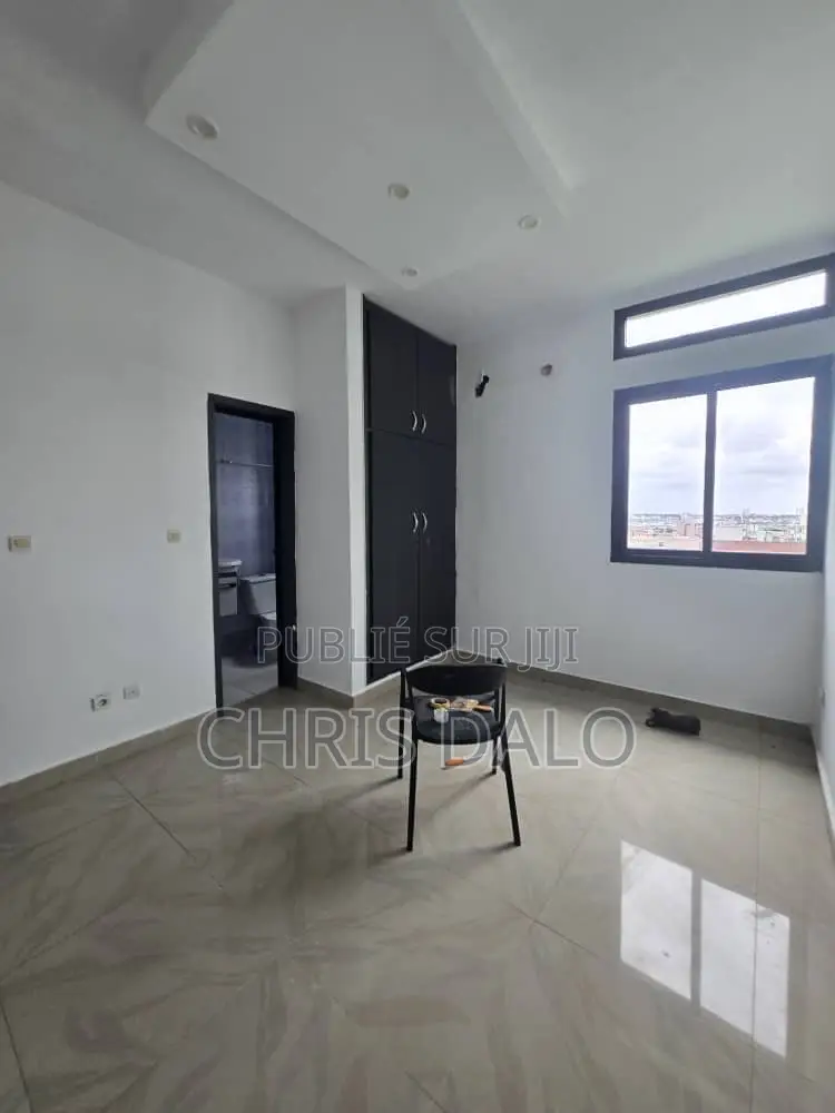 2chbre Appartement dans Destinée, Cocody à Louer
