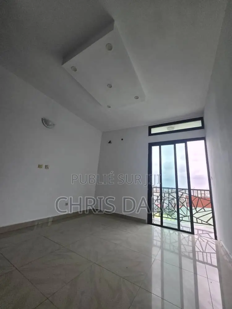2chbre Appartement dans Destinée, Cocody à Louer
