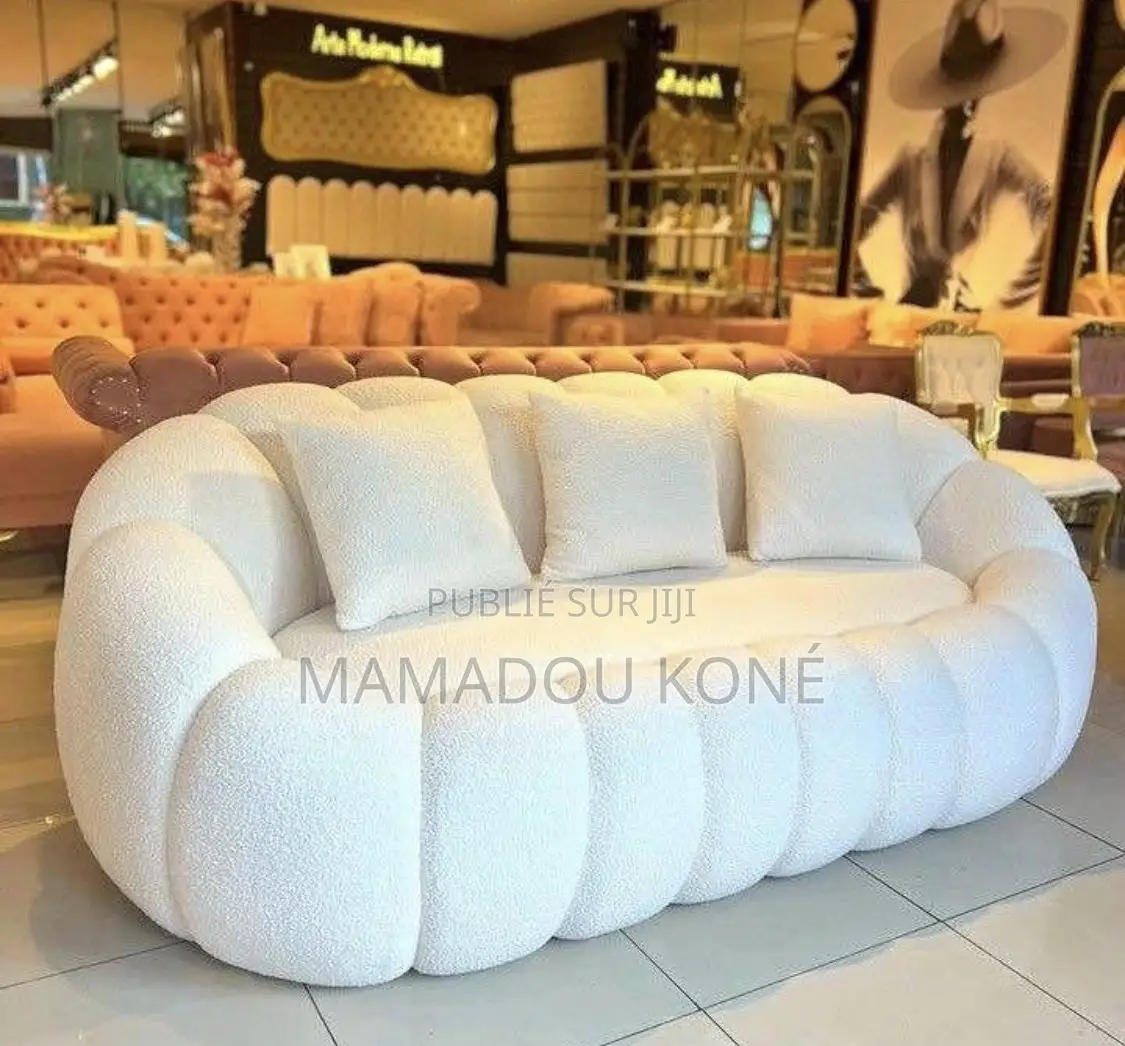 Fauteuil Importer Disponible
