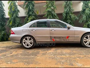 Mercedes-Benz C200 2004 Gris