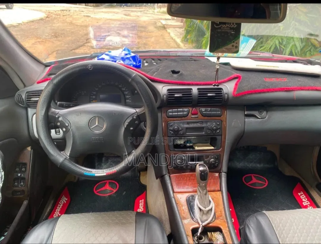 Mercedes-Benz C200 2004 Gris
