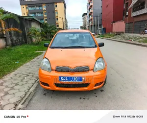 Toyota Yaris 1.5 2000 Orange