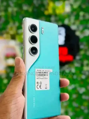 Nouveau Tecno Camon 40 128 GB Autre