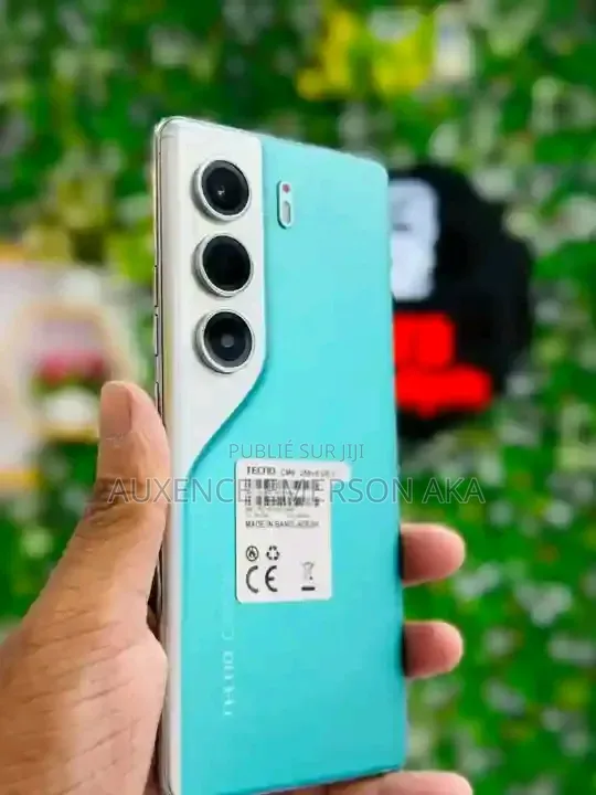 Nouveau Tecno Camon 40 128 GB Autre