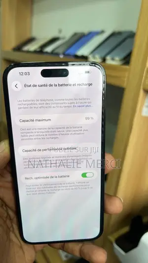 Nouveau Apple iPhone 15 Pro 256 GB Noir