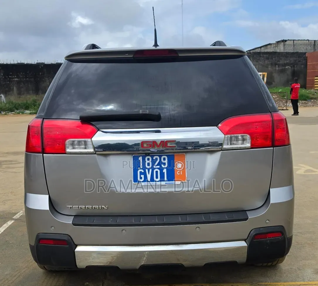 GMC Acadia 2012 Gris