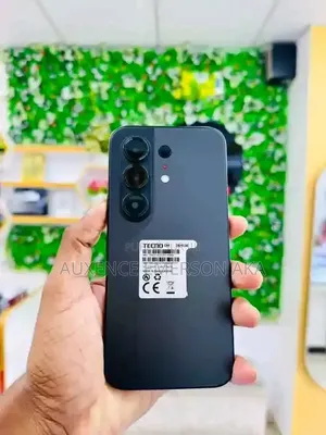 Nouveau Tecno Camon 50 256 GB Noir