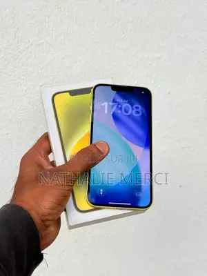 Nouveau Apple iPhone 13 512 GB Jaune