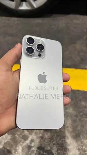 Nouveau Apple iPhone 15 Pro Max 256 GB Blanc