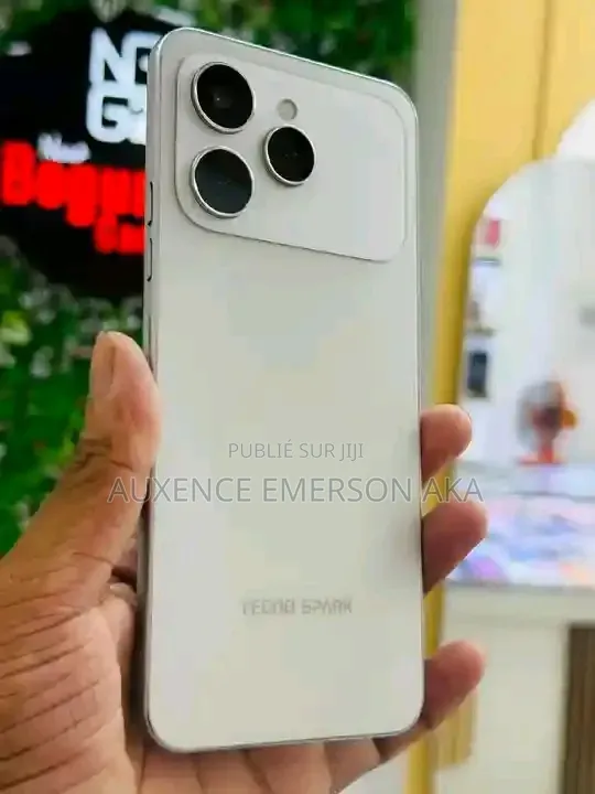 Nouveau Tecno Spark 40 128 GB Blanc