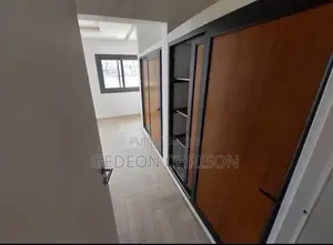 3chbre Appartement dans Cocody à Louer
