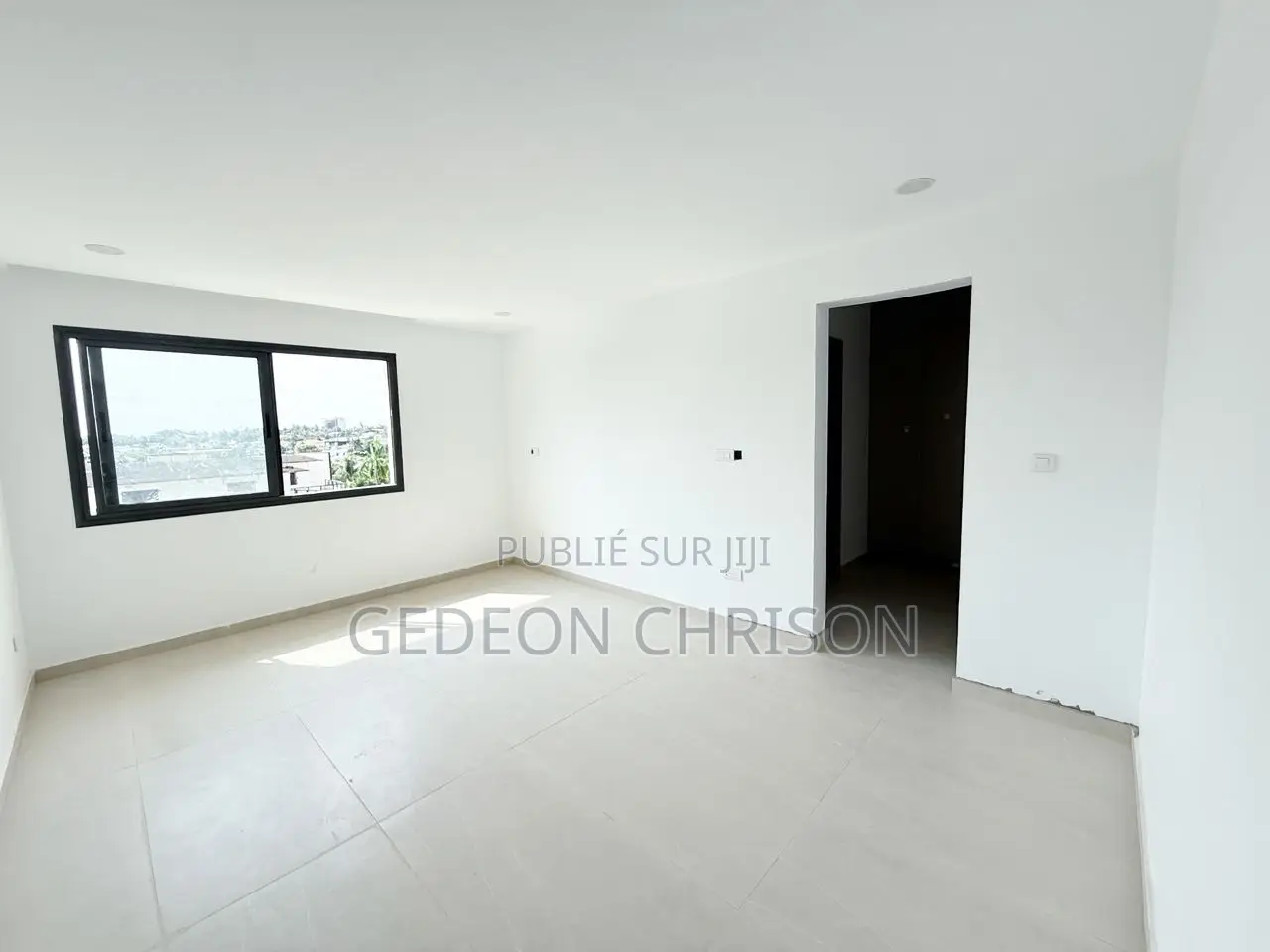 3chbre Appartement dans Cocody à Louer