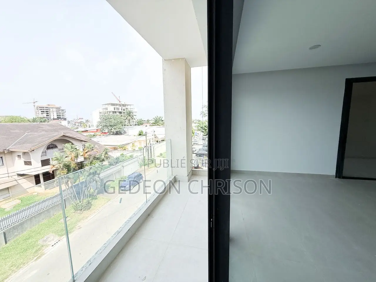 3chbre Appartement dans Cocody à Louer