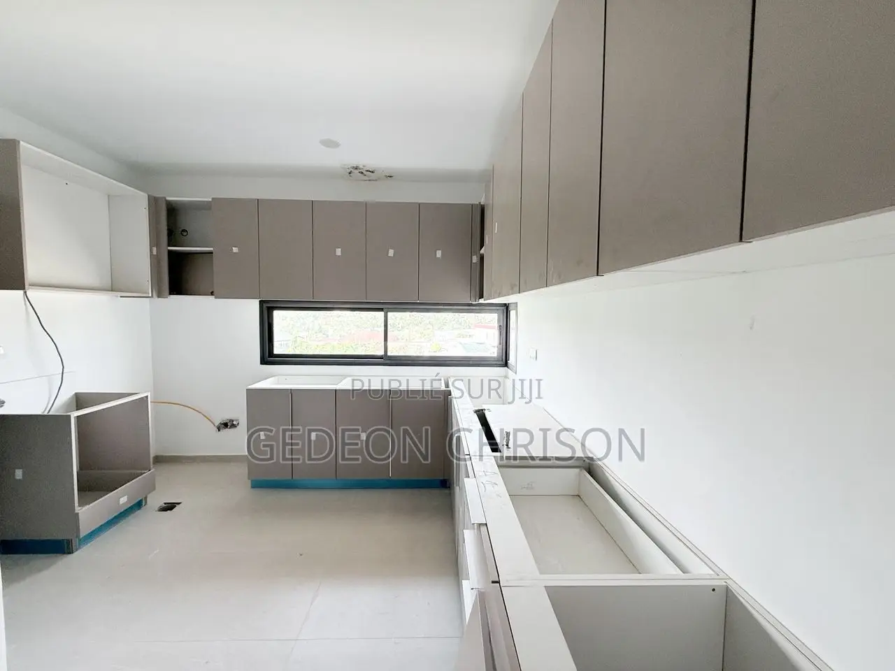 3chbre Appartement dans Cocody à Louer