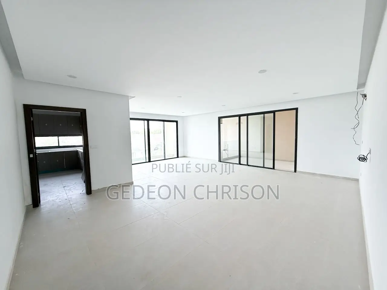 3chbre Appartement dans Cocody à Louer