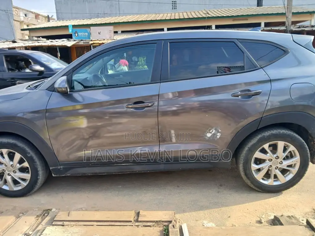 Hyundai Tucson 2021 Gris
