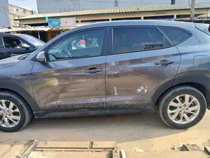 Hyundai Tucson 2021 Gris