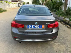 BMW 318i 2016 Gris