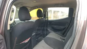 Mitsubishi Pajero 2020 Noir Mat