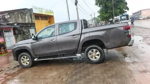 Mitsubishi Pajero 2020 Noir Mat