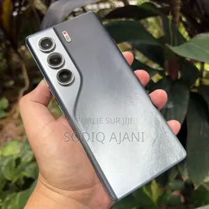 Tecno Camon 40 Pro 5G 256 GB Gris