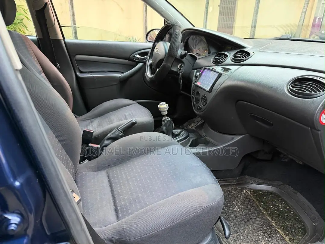Ford Focus 2004 Bleu