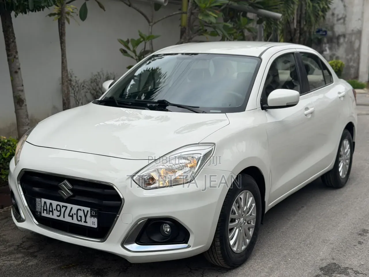 Suzuki Dzire 2024 Blanc