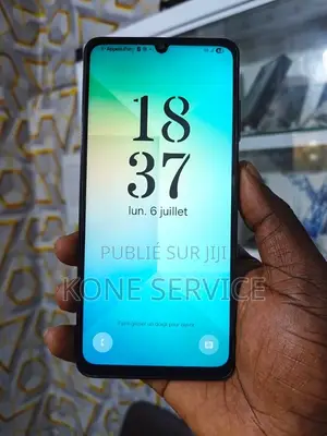 Nouveau Samsung Galaxy A06 128 GB Noir