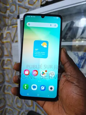 Nouveau Samsung Galaxy A06 128 GB Noir