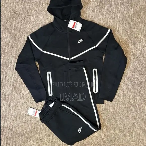 Ensemble De Sport Nike – Élégance Confort