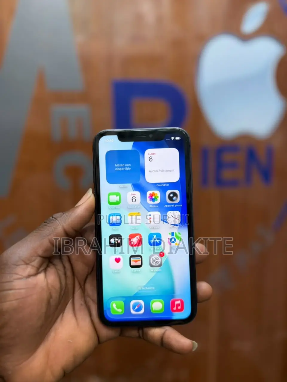 Apple iPhone 11 64 GB Noir