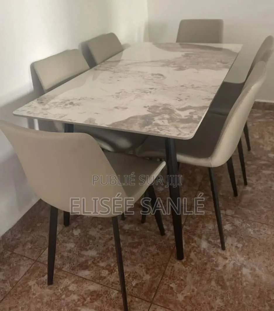 Table À Manger Moderne Avec 6 Chaises
