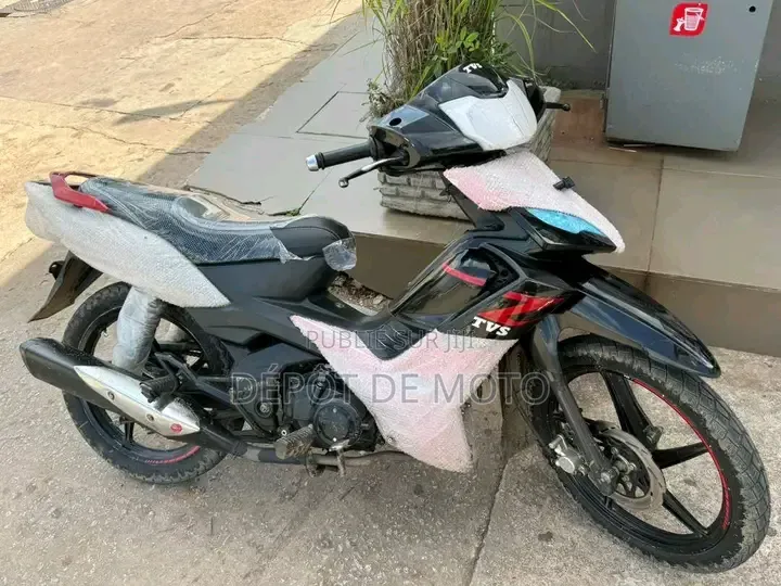Nouveau TVS Rockz 125 2026 Noir