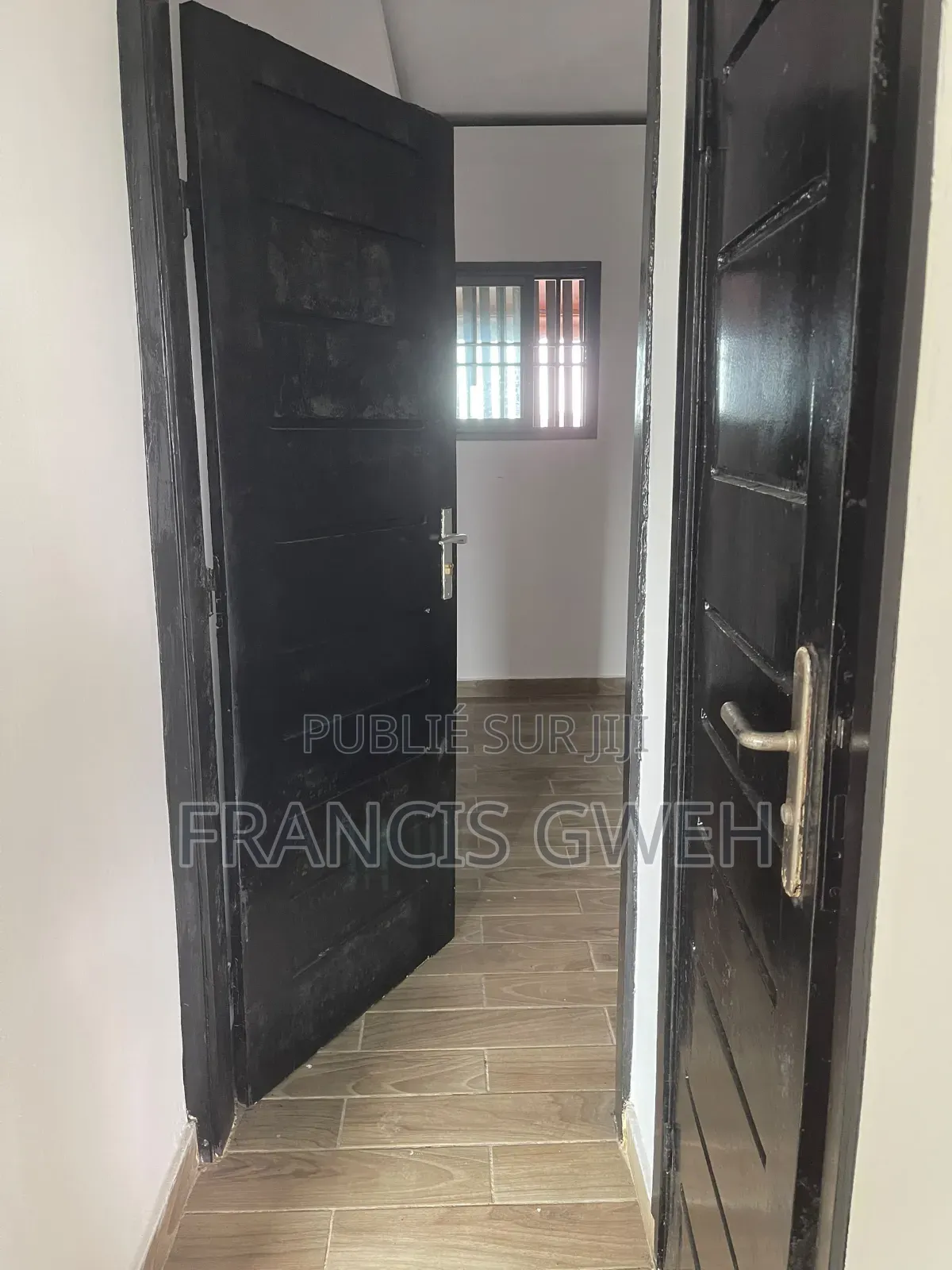 2chbre Appartement dans Francis Gweh, Cocody à Louer