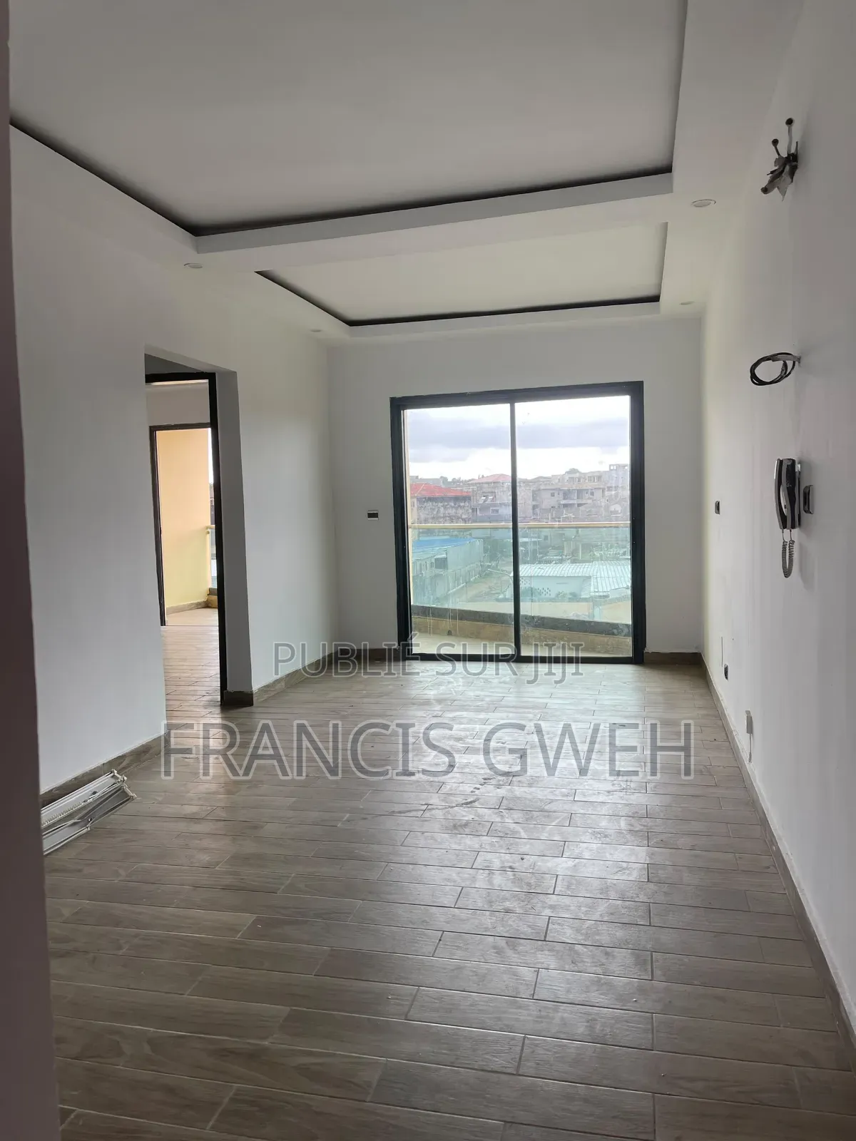 2chbre Appartement dans Francis Gweh, Cocody à Louer