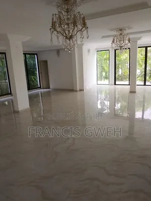 3chbre Duplex dans Francis Gweh, Cocody à Louer