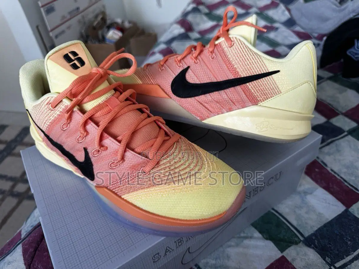 Nike Sabrina 3
