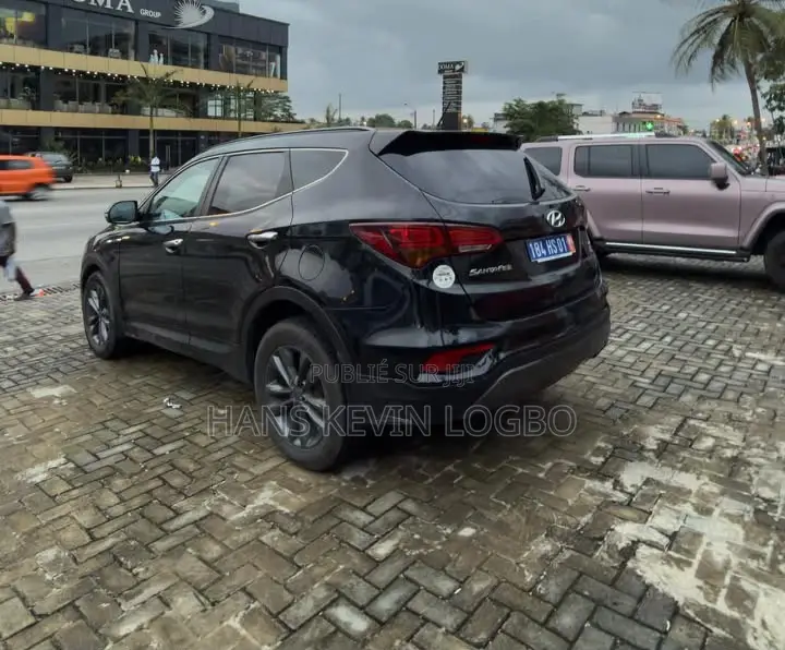 Hyundai Santa Fe 2017 Noir