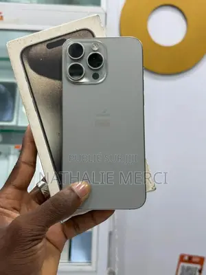 Nouveau Apple iPhone 15 Pro Max 256 GB Gris