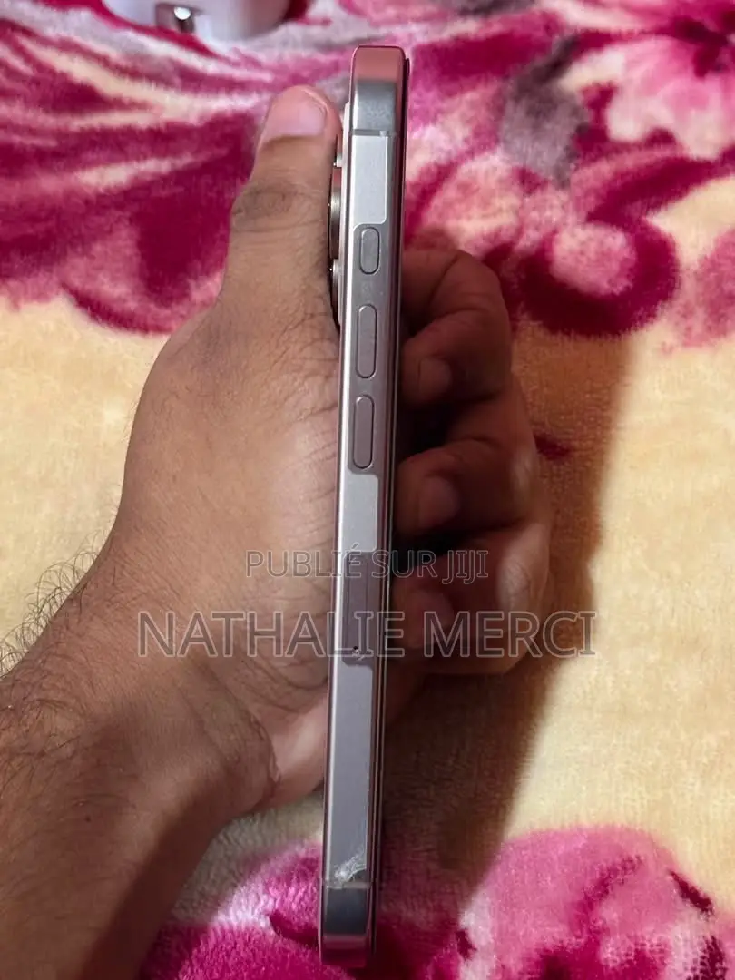 Nouveau Apple iPhone 15 Pro 256 GB Blanc