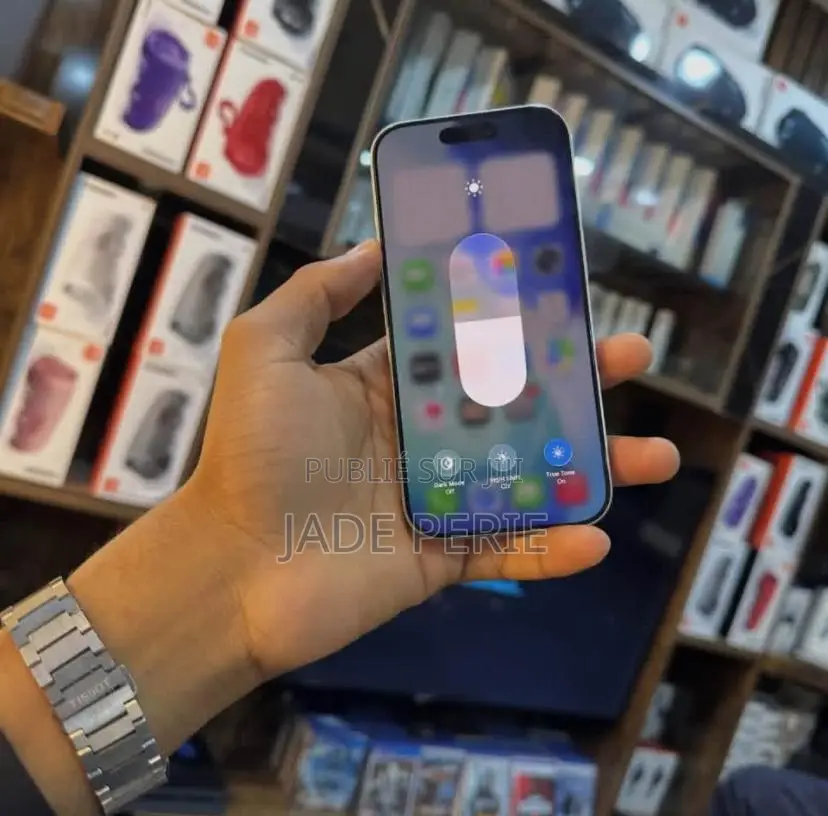 Nouveau Apple iPhone 15 256 GB Or rose