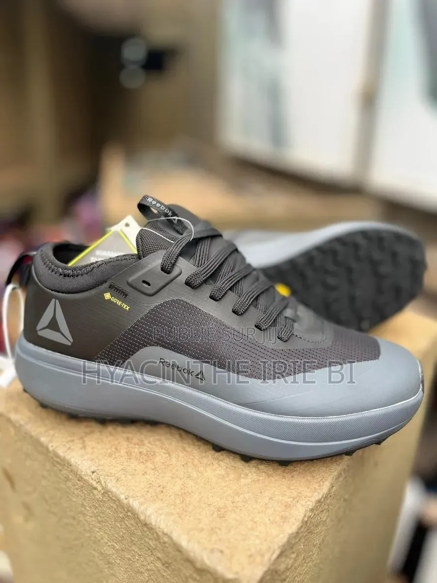  Reebok Sneakers Original Authentique Qualite Irréprochable P40-45